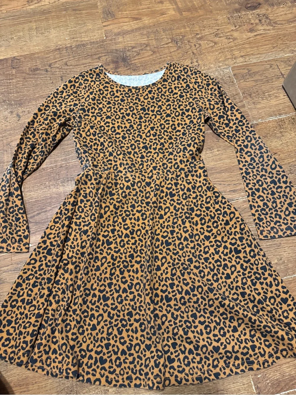 The children’s place girls 7-8 long sleeve cheetah dress NEW